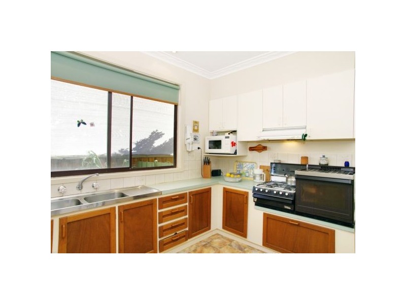 29 Libau Avenue, Bell Park VIC 3215