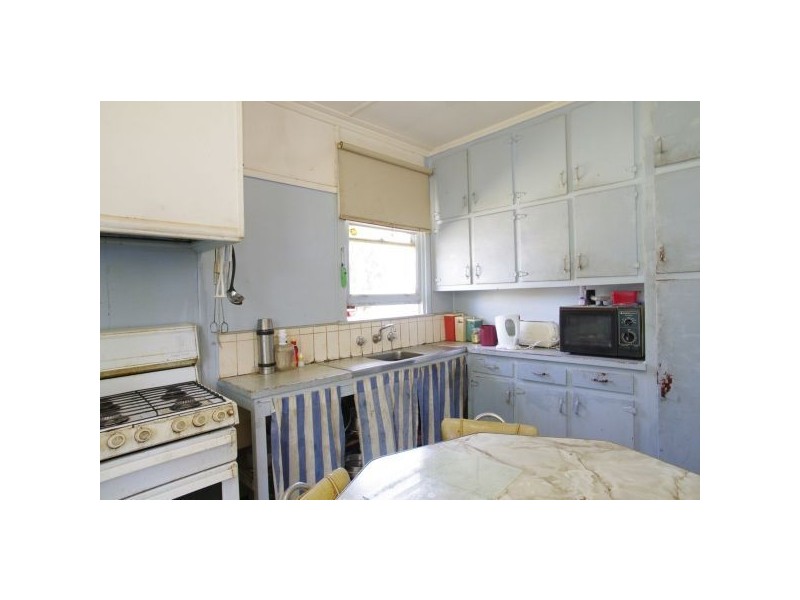 31 Eagle Parade, Norlane VIC 3214