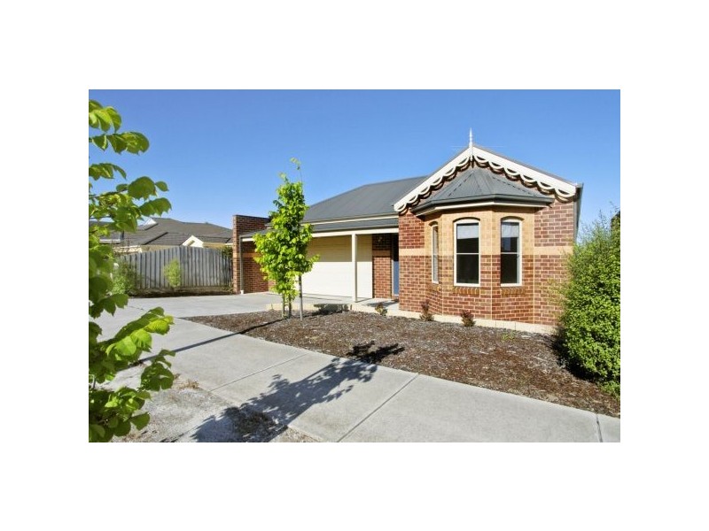 5 Molloy Court, Bell Post Hill VIC 3215