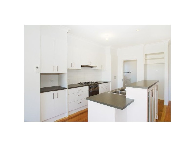 5 Molloy Court, Bell Post Hill VIC 3215