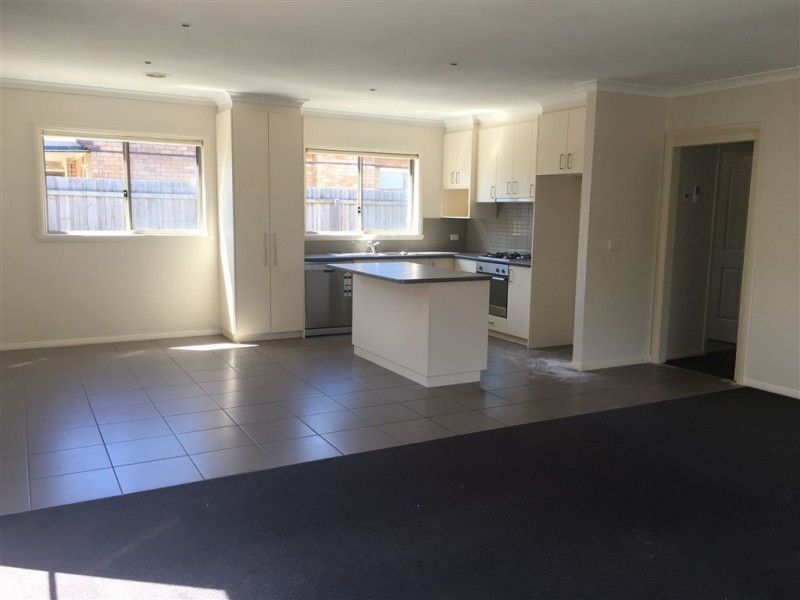 1/5 McClelland Street, Bell Park VIC 3215