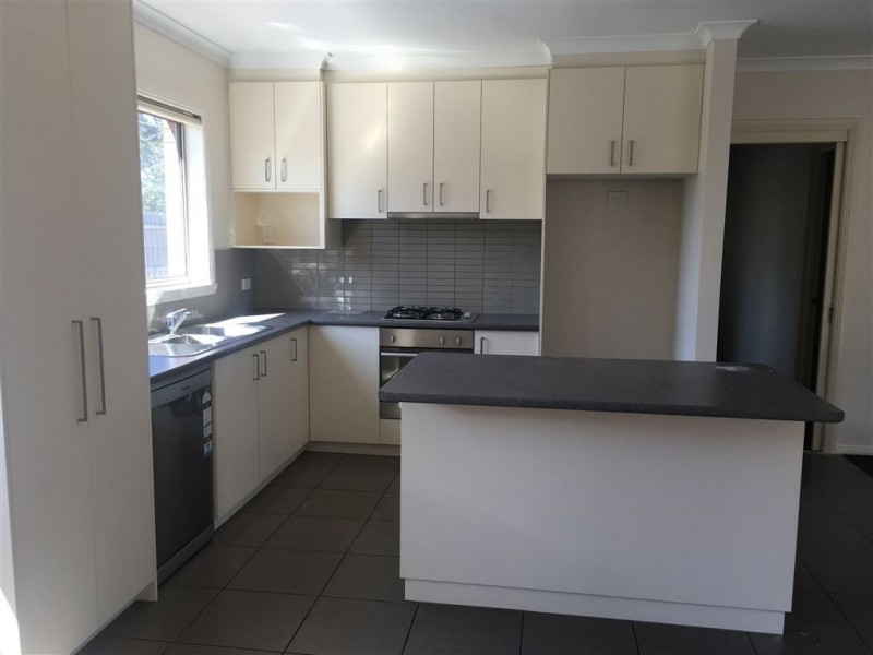 1/5 McClelland Street, Bell Park VIC 3215