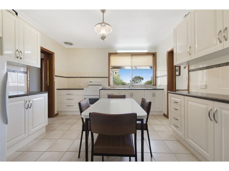 5 Sheridan Street, Hamlyn Heights VIC 3215