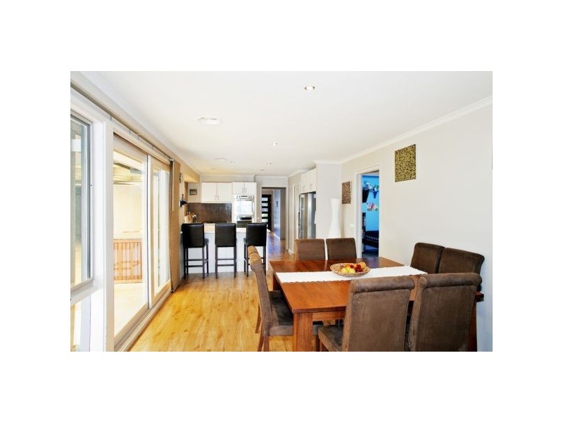 30 Nanworen Crescent, Bell Park VIC 3215