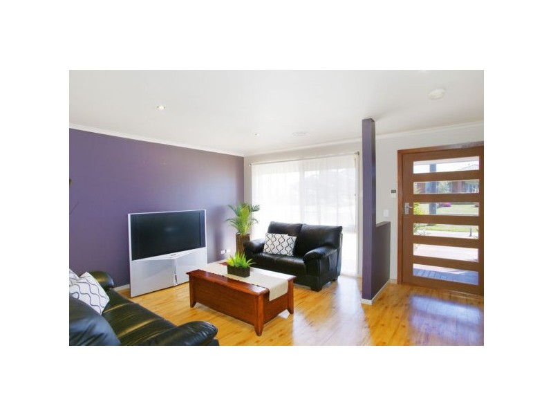 30 Nanworen Crescent, Bell Park VIC 3215