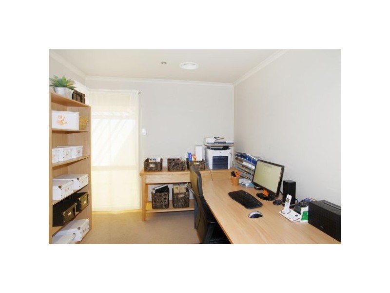 30 Nanworen Crescent, Bell Park VIC 3215