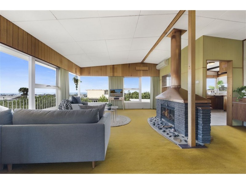 15 Forfar Road, Hamlyn Heights VIC 3215