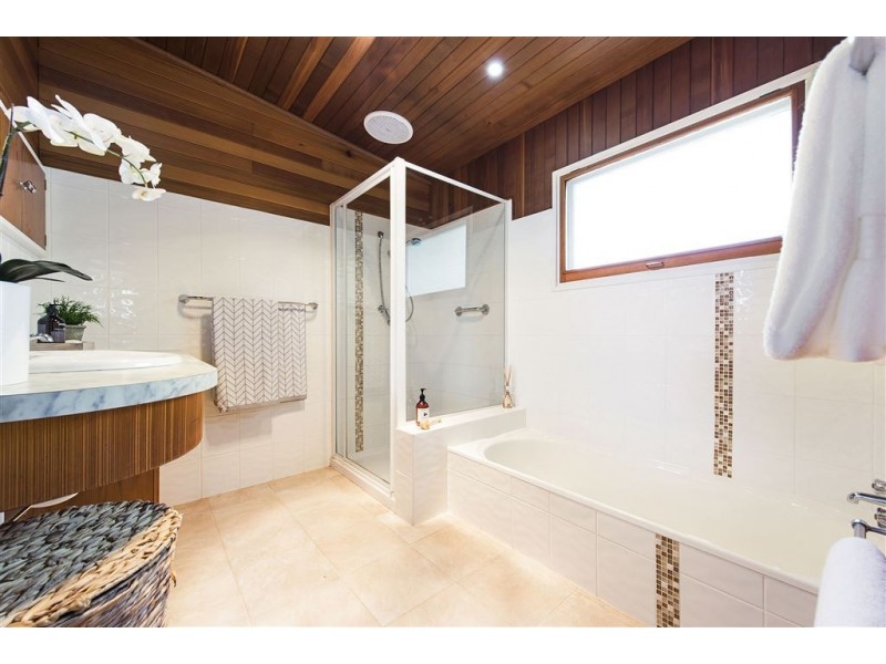 15 Forfar Road, Hamlyn Heights VIC 3215