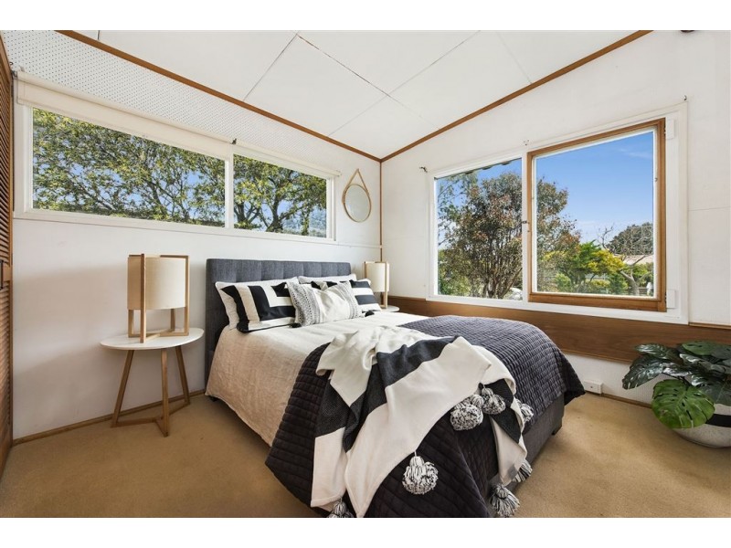 15 Forfar Road, Hamlyn Heights VIC 3215