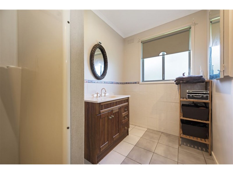 4 Mc Shane Court, Corio VIC 3214