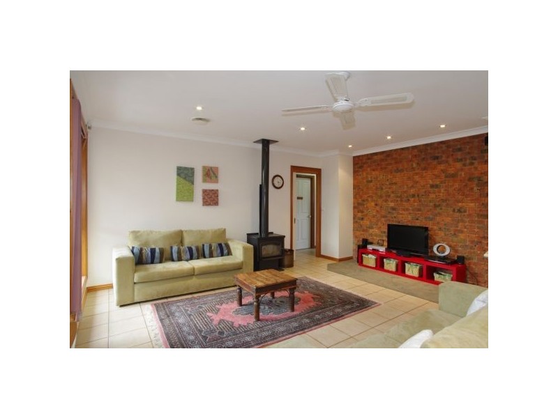 4 O’Dwyer Court, Lovely Banks VIC 3221