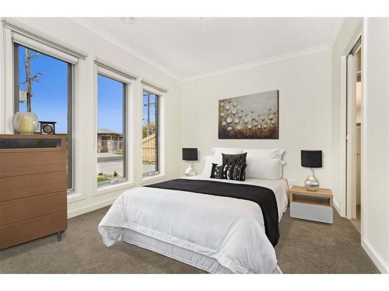 1/5 Tallinn Street, Bell Park VIC 3215