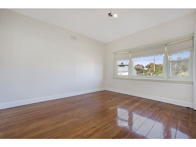 35 Stubbs Avenue, North Geelong VIC 3215