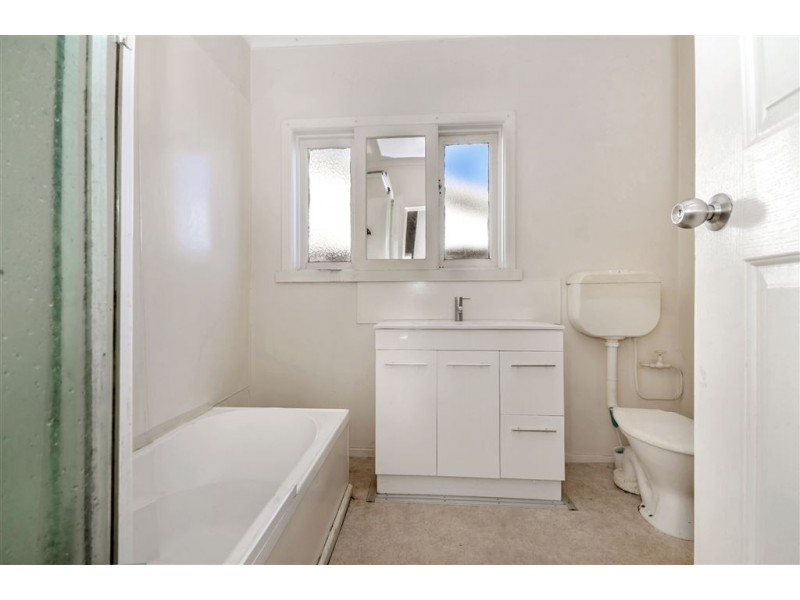 13 A Rose Avenue, Norlane VIC 3214