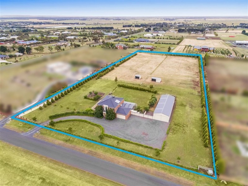 7-13 Viewhill Road, Lovely Banks VIC 3221