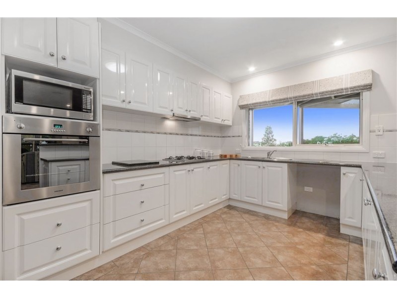 7-13 Viewhill Road, Lovely Banks VIC 3221