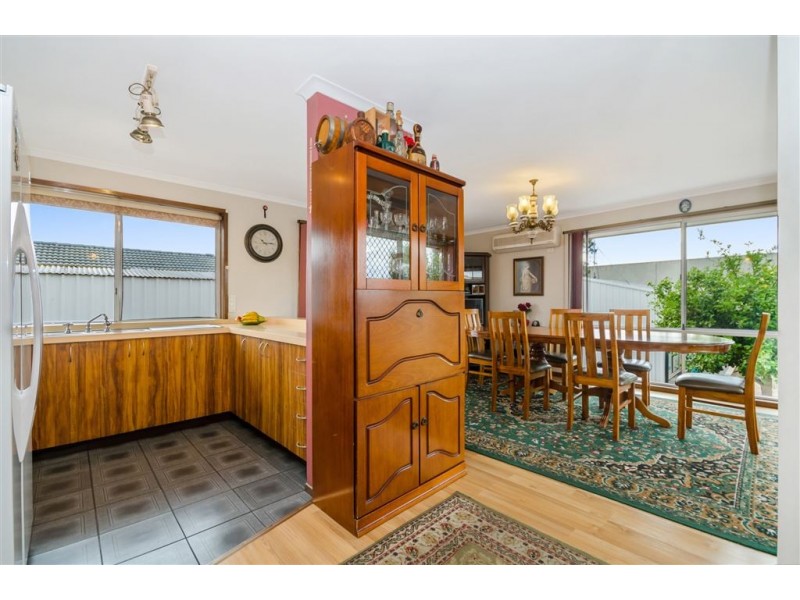 28 Nanworen Crescent, Bell Park VIC 3215