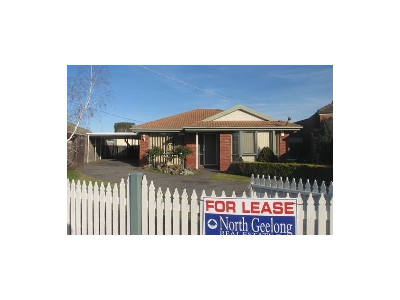 16 Nanworen Crescent, Bell Park VIC 3215