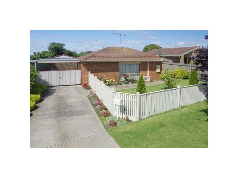 4 Rockley Close, Corio VIC 3214