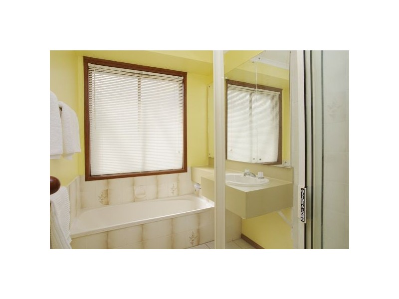 4 Rockley Close, Corio VIC 3214