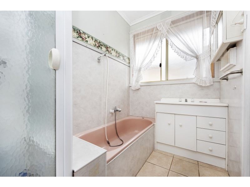 44 Donnybrook Road, Norlane VIC 3214