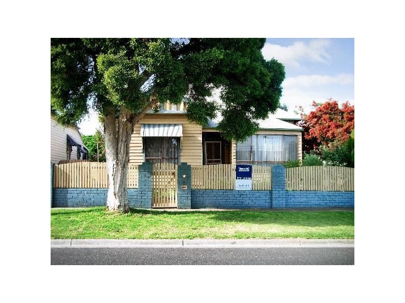 42 Victoria Street, Rippleside VIC 3215