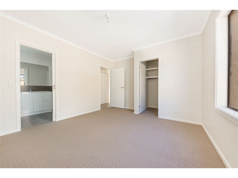 1-3/34 Roma Street, Bell Park VIC 3215