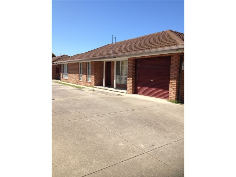 4/32 Seaforth Street, North Shore VIC 3214