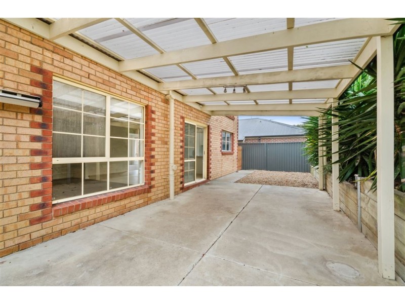 4 Reta Close, Leopold VIC 3224