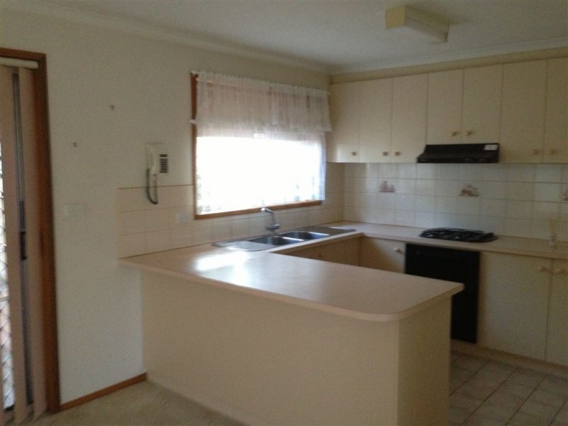 1/32 Rollins Road, Bell Post Hill VIC 3215