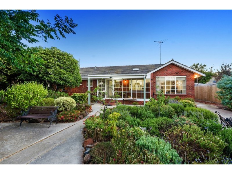 61 The Esplanade, North Shore VIC 3214