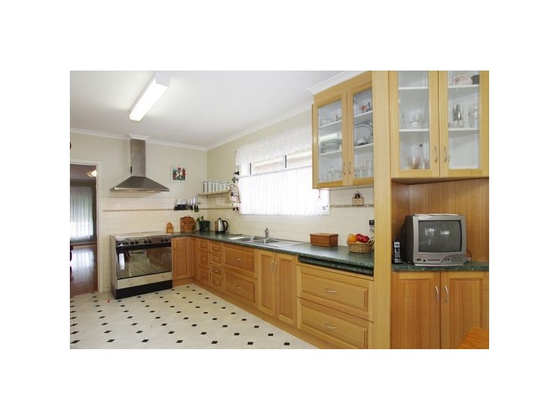 12 Hughes Street, Bell Park VIC 3215