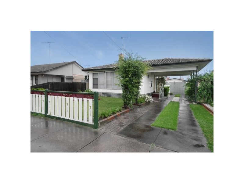 11 Vermont Avenue, Corio VIC 3214