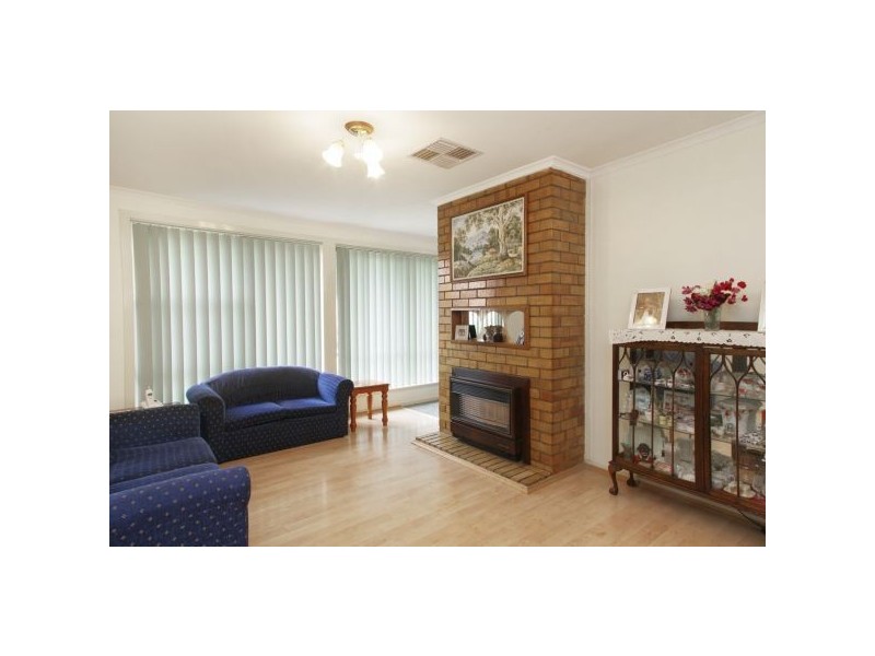 11 Vermont Avenue, Corio VIC 3214