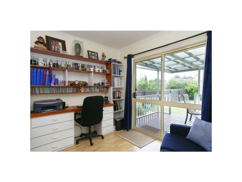 11 Vermont Avenue, Corio VIC 3214