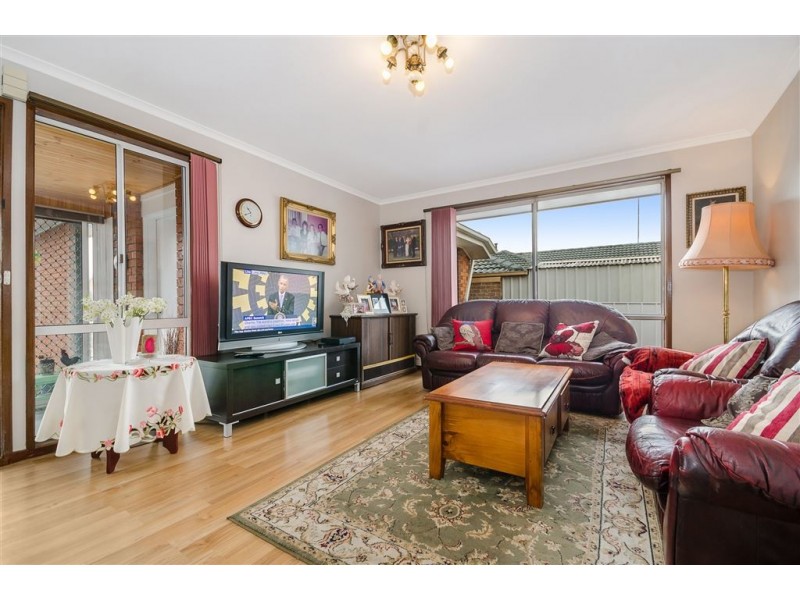 28 Nanworen Crescent, Bell Park VIC 3215