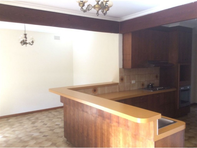 17 Sladen Street, Hamlyn Heights VIC 3215