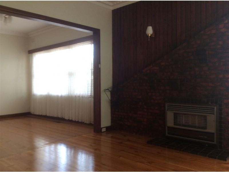 17 Sladen Street, Hamlyn Heights VIC 3215