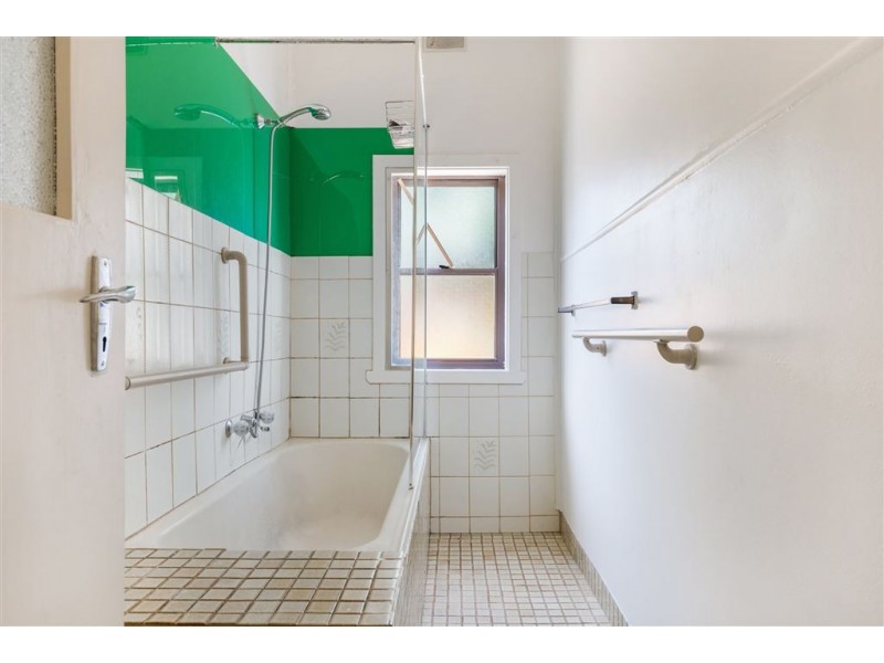 15 Giddings Street, North Geelong VIC 3215