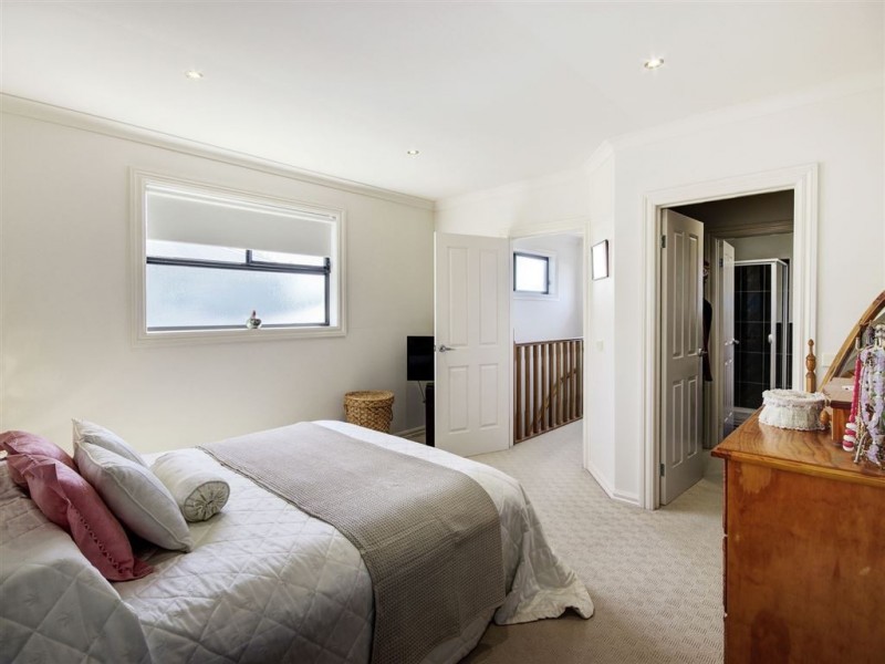 2/7 May Street, Hamlyn Heights VIC 3215