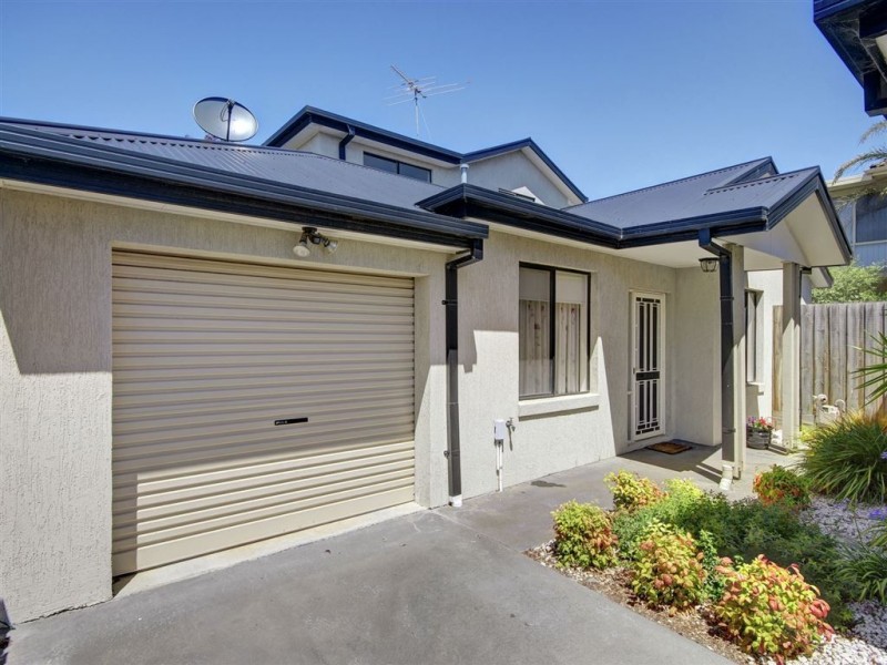 2/7 May Street, Hamlyn Heights VIC 3215