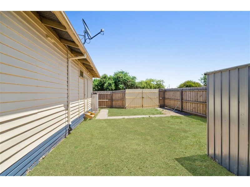 1/4 Arunga Avenue, Norlane VIC 3214