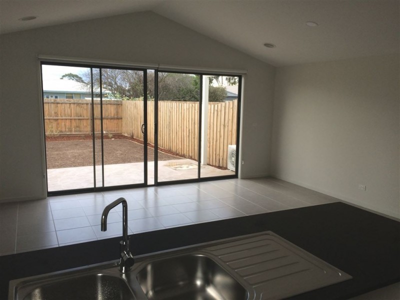 9a Wisteria Grove, Norlane VIC 3214