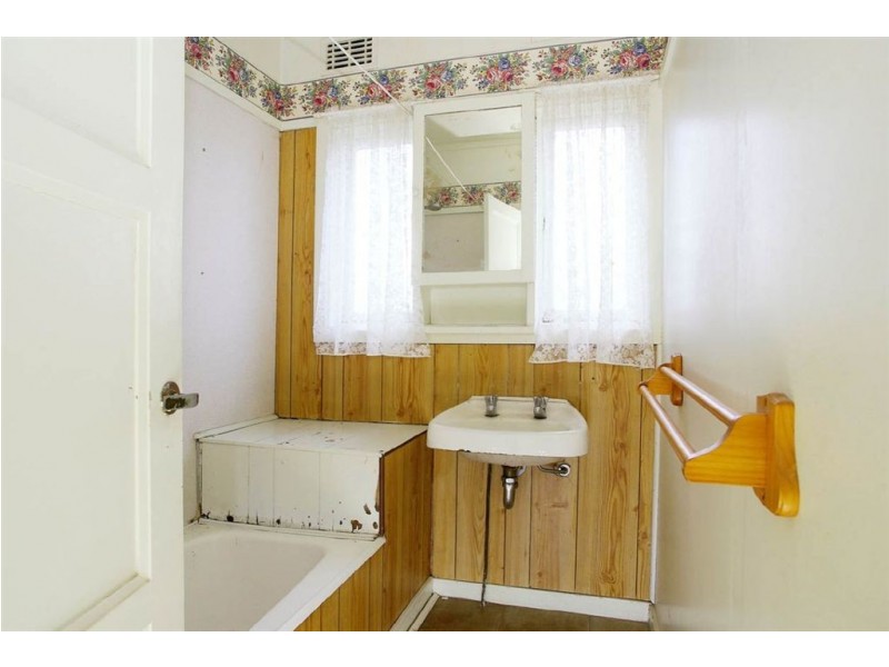 42 Tallis Street, Norlane VIC 3214