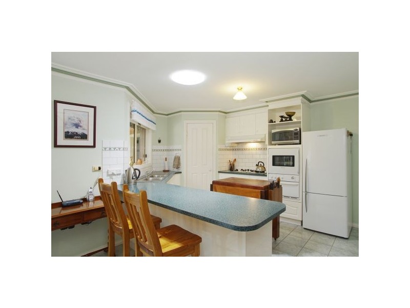 13 O’Dwyer Court, Lovely Banks VIC 3221