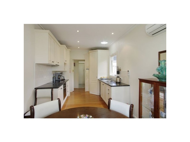 65 Calvert Street, Hamlyn Heights VIC 3215