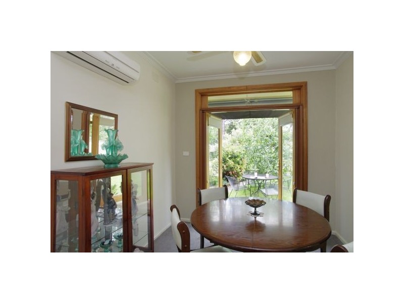 65 Calvert Street, Hamlyn Heights VIC 3215