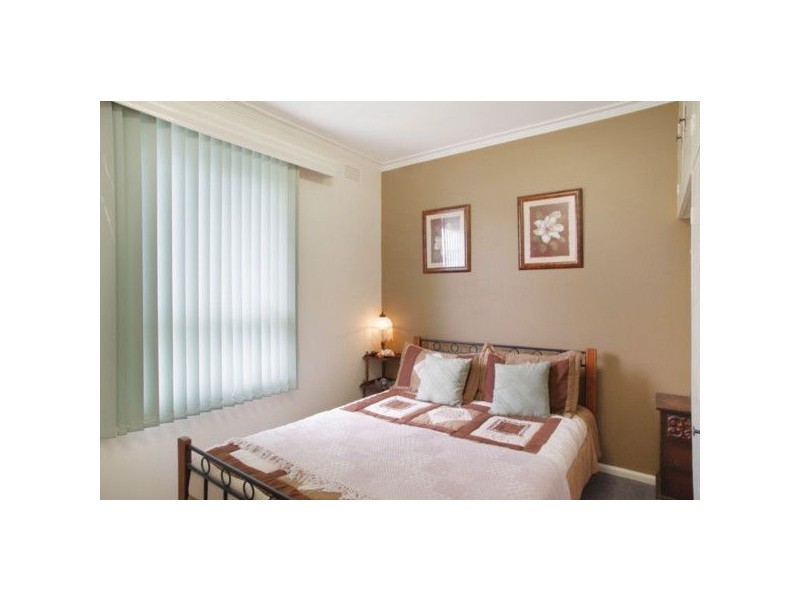 65 Calvert Street, Hamlyn Heights VIC 3215