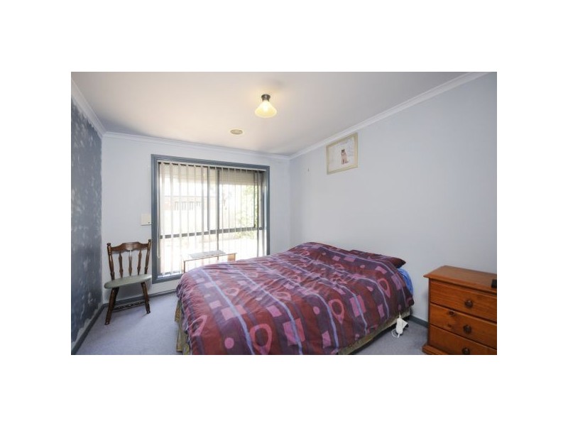 6 Adriatic Court, Norlane VIC 3214