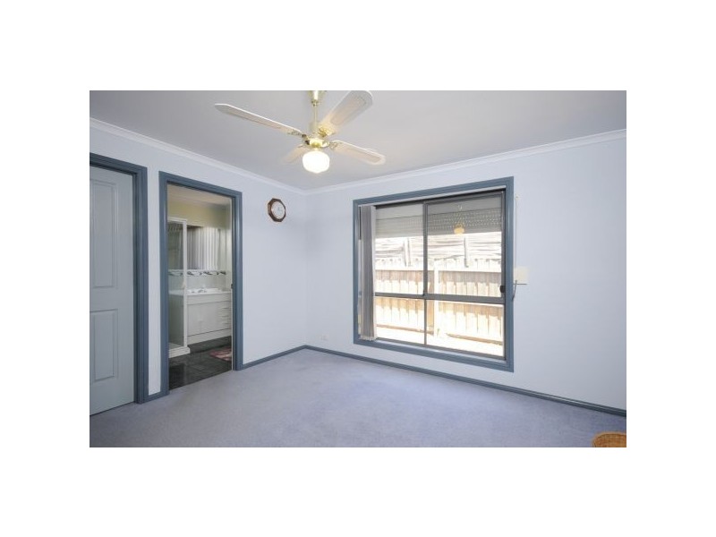 6 Adriatic Court, Norlane VIC 3214